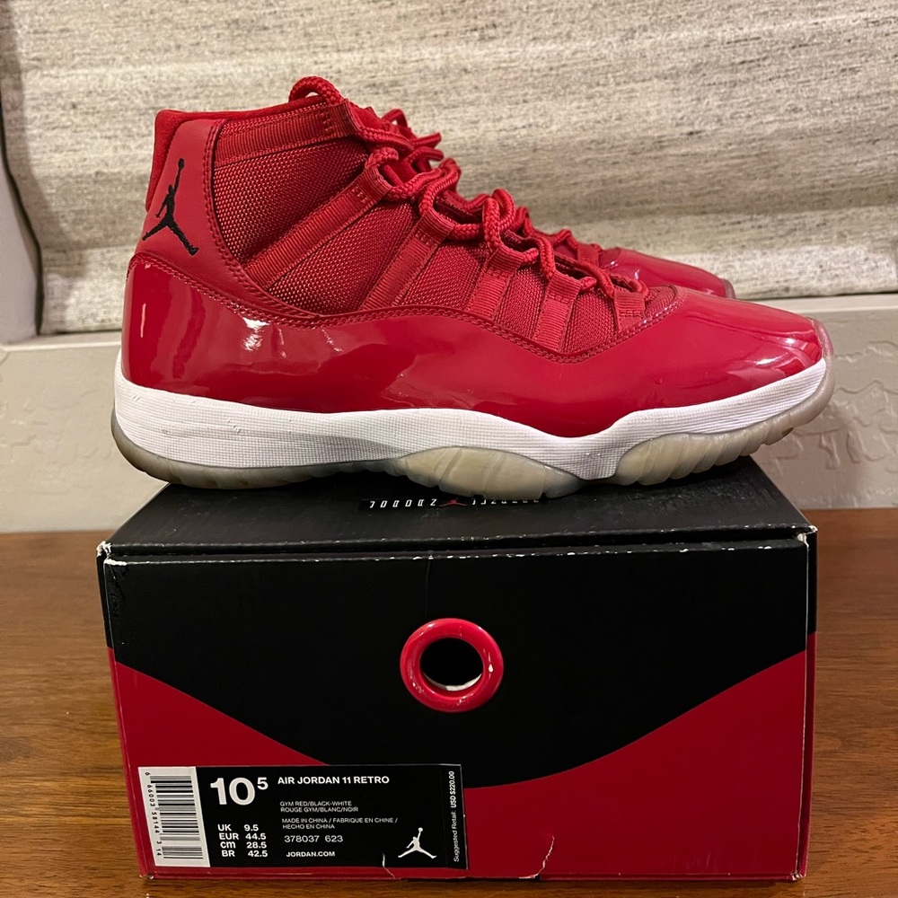 Air Jordan 11 retro ‘win like’ 96’ men’s 10.5, Nike